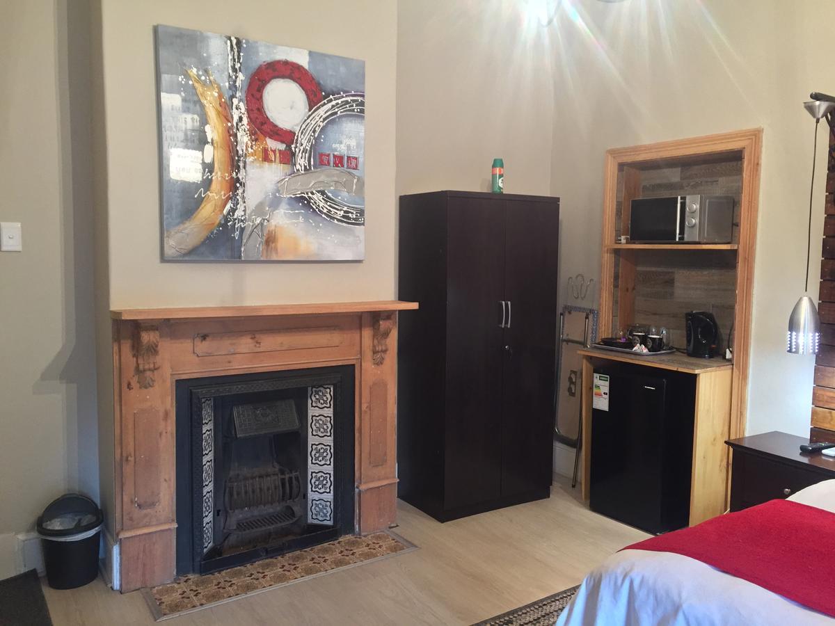 Tranquil House B&B @ 1 College Ave Queenstown Bagian luar foto