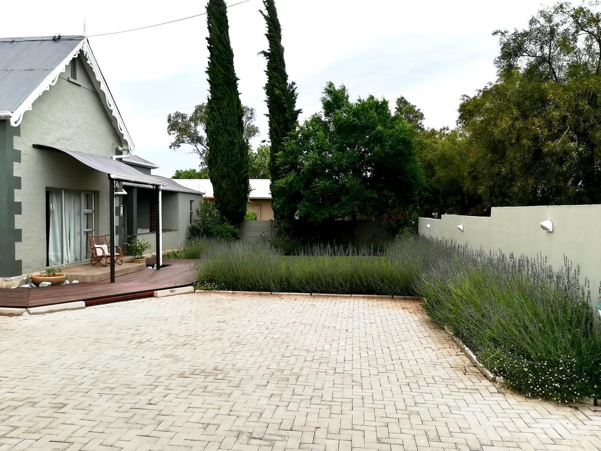 Tranquil House B&B @ 1 College Ave Queenstown Bagian luar foto