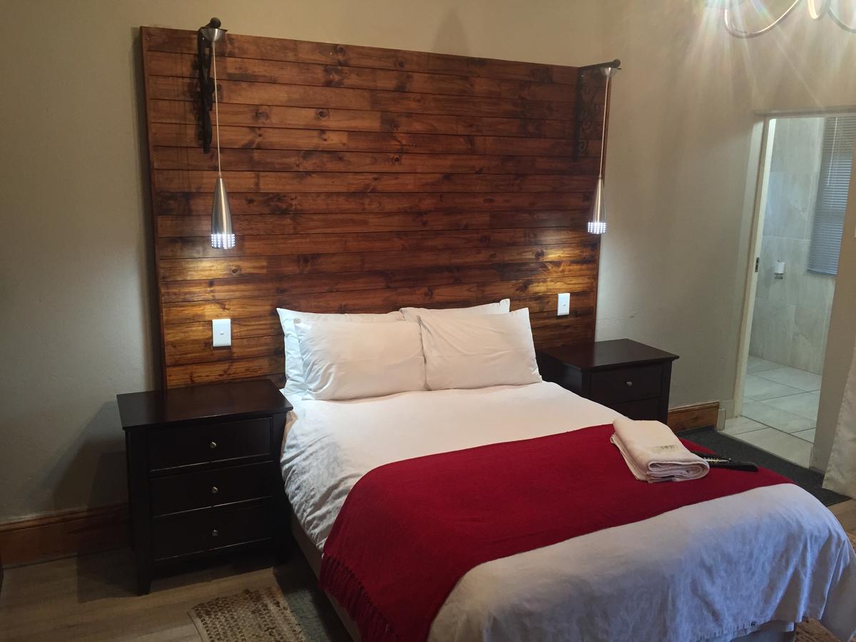 Tranquil House B&B @ 1 College Ave Queenstown Bagian luar foto